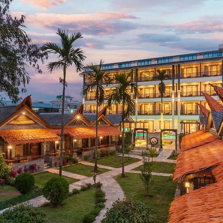 Lake View Resort Pokhara Exterior foto