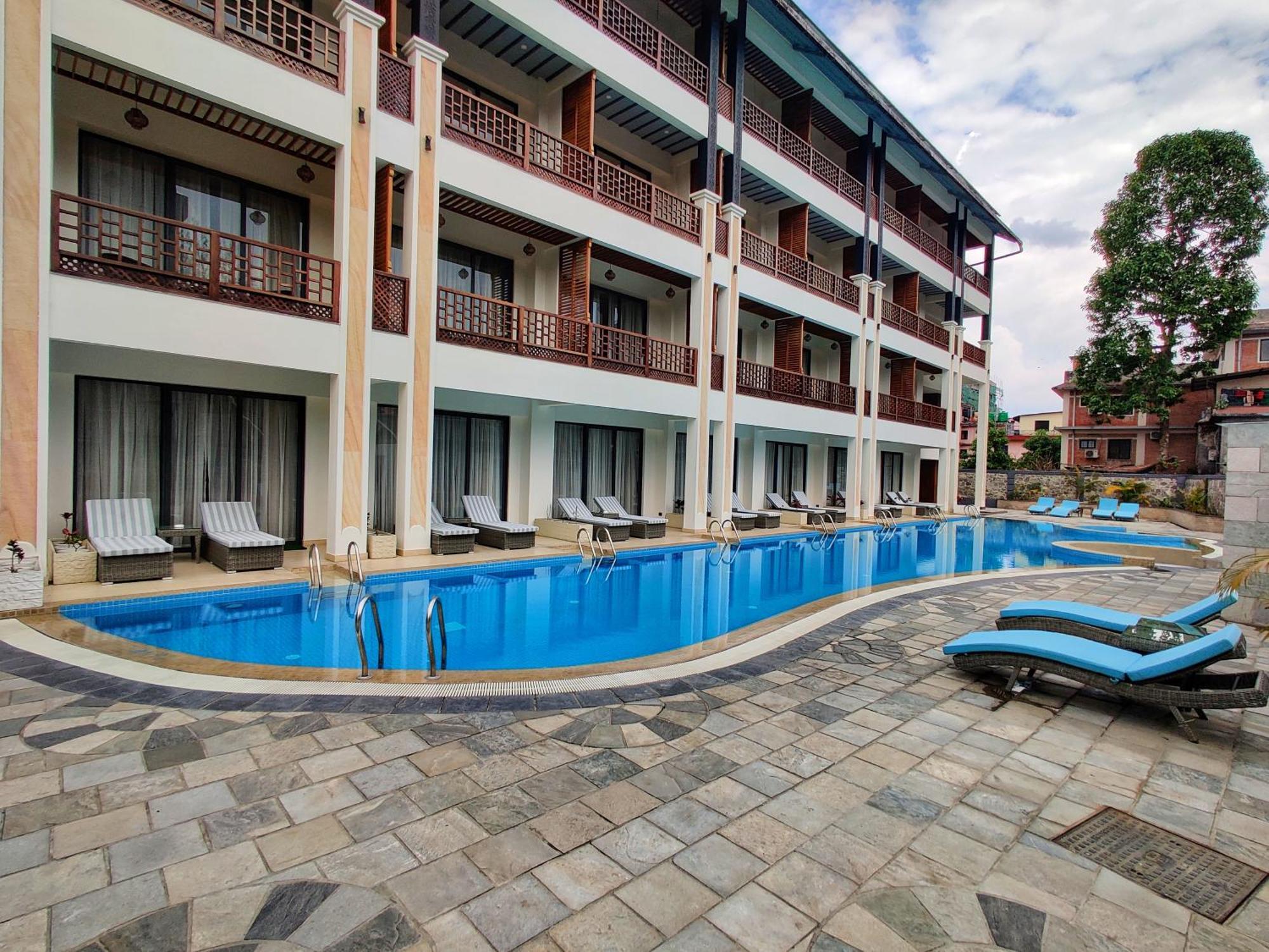 Lake View Resort Pokhara Exterior foto